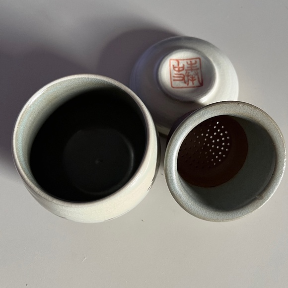 Tea mug with infuser - Picture 4 of 5